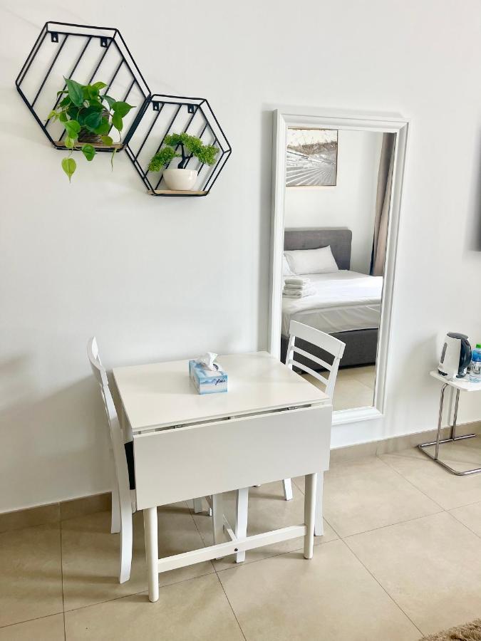 Super Elegant Studio Apartment-Sparkle Tower By Sweet Homes Dubai Ngoại thất bức ảnh